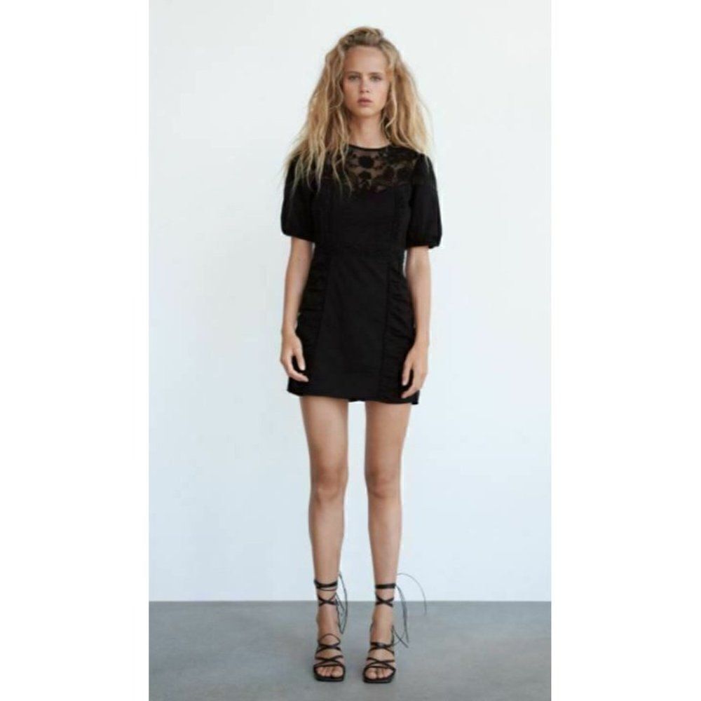 Zara Womans Short Dress Size S Black Embroidery Lace Puff Sleeves 0881/305 NWT